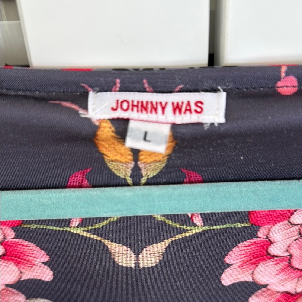 Johnny Was Floral Tunic - Picture 2 of 7
